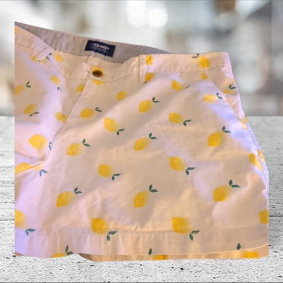 Old navy lemon summer shorts plus size see measurements - Picture 8 of 13